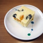 きのうのおやつは、蒸しケーキでした。