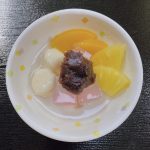 きょうのおやつは、ﾌﾙｰﾂ豆腐白玉あんみつでした。