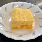 きょうのおやつは、蒸しケーキでした。