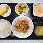 4月13日水曜日　きょうのお昼ごはんは、大豆五目煮・生姜和え・大根のくずあん・みそ汁・くだものでした。