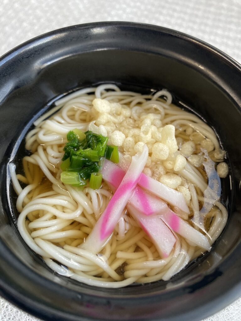 10月1日火曜日　きょうのおやつは、にゅうめんでした。